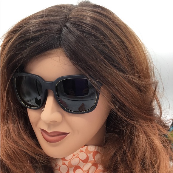 DKNY Sunnies in Matte Black - Picture 6 of 7